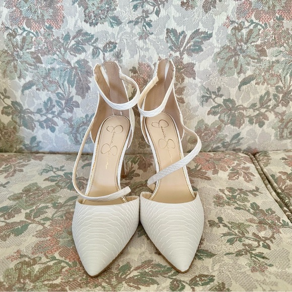 New Jessica Simpson Peliea Pumps White Size 8.5 - Picture 2 of 8